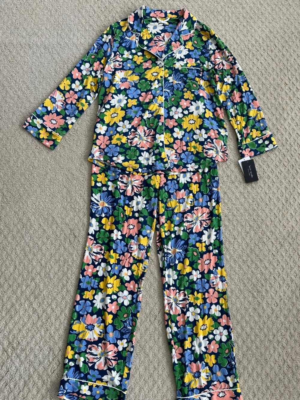 Kate Spade Long Sleeve Floral Pajama Set Small Relaxed Fit Lightweight Stretchy